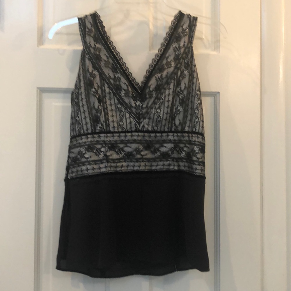 New Ann Taylor beautiful top w side zipper size 0